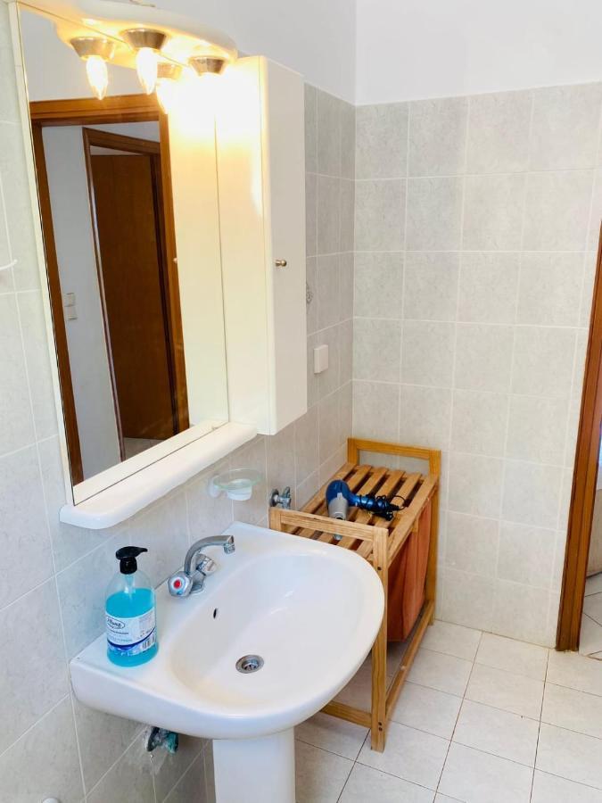 Apartments Marina House Farsa Luaran gambar