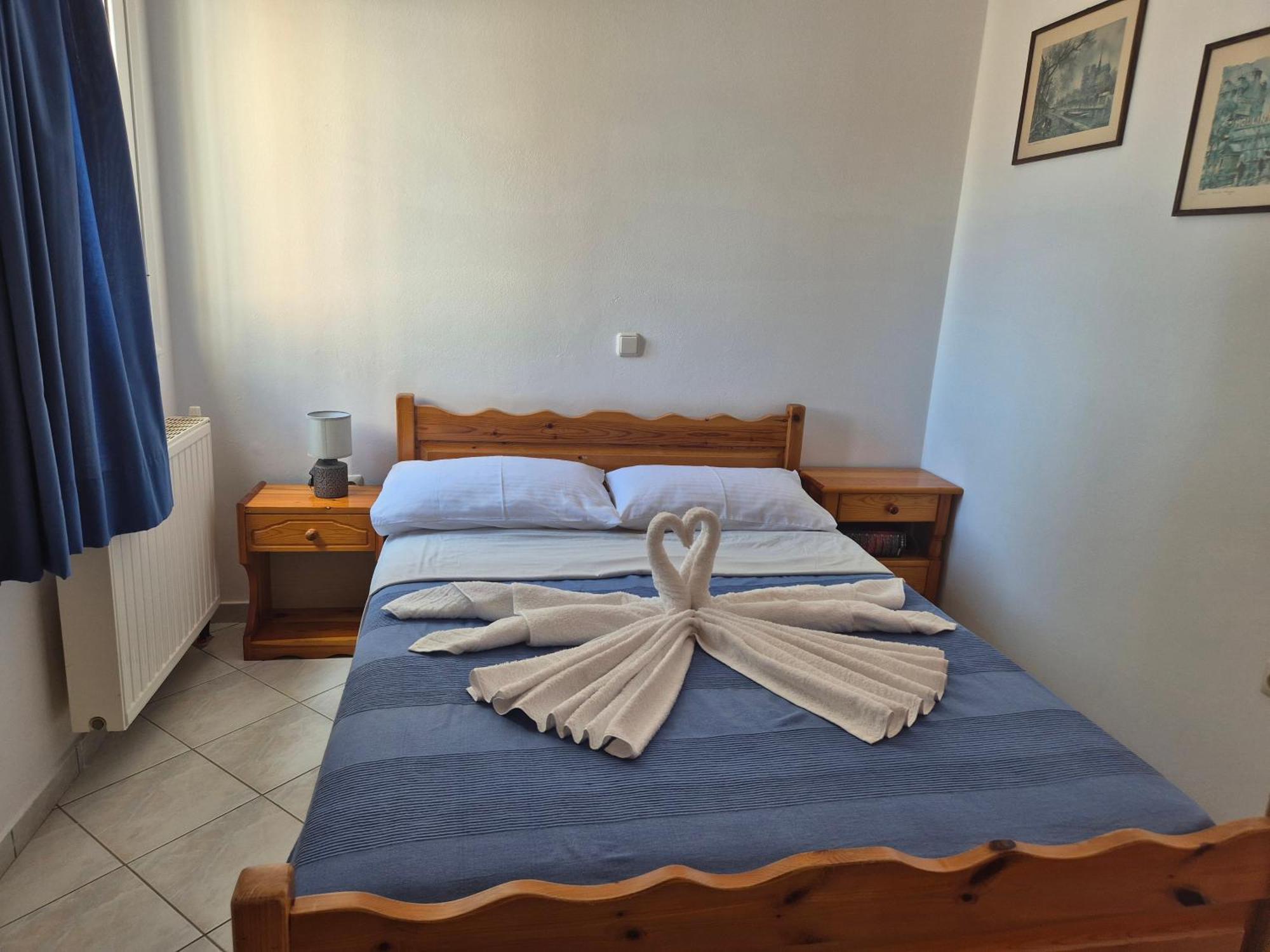 Apartments Marina House Farsa Luaran gambar